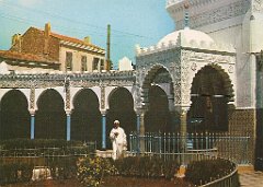 278-cour Mosquee du Pacha